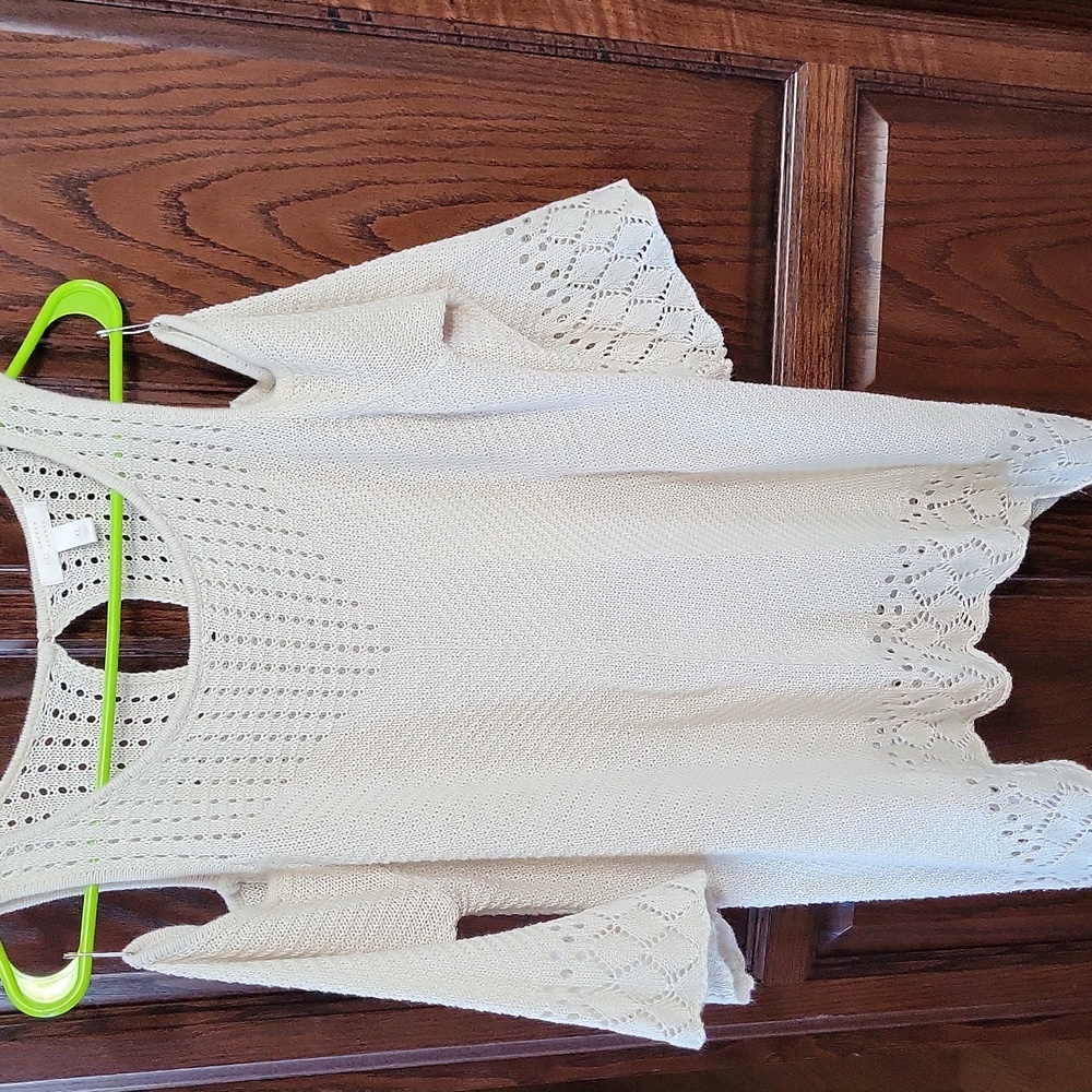 Lauren Conrad top, size xl, open shoulders, 3/4 length sleeves